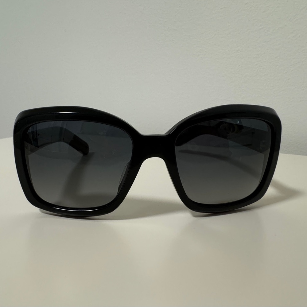 Authentic almost brand new CHANEL sunglasses